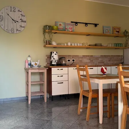 A Casa Di Giu Bed & Breakfast 4*