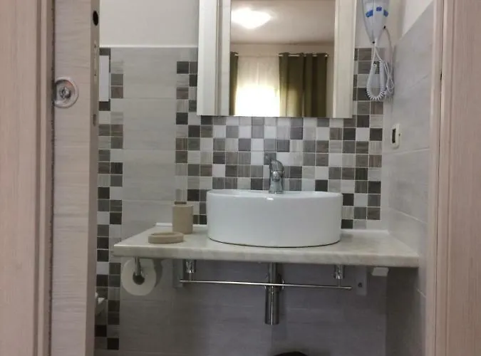 A Casa Di Giu Panzió Szirakúza