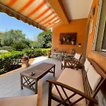 A Casa Di Giu Bed & Breakfast