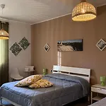 A Casa Di Giu Bed & Breakfast