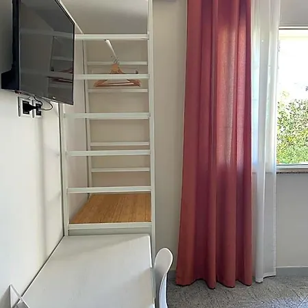 A Casa Di Giu Bed & Breakfast