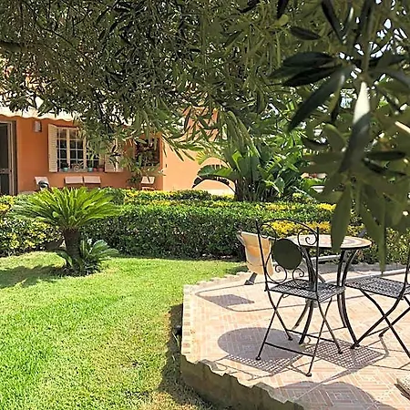 A Casa Di Giu Syrakuzy