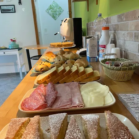 Bed & Breakfast A Casa Di Giù