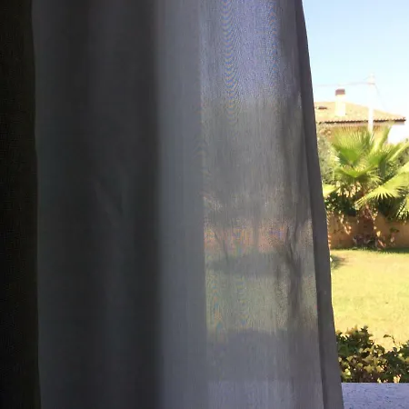 فندق مبيت وإفطار A Casa Di Giu 3*