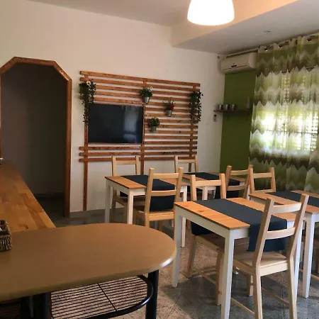 A Casa Di Giu Отель типа 